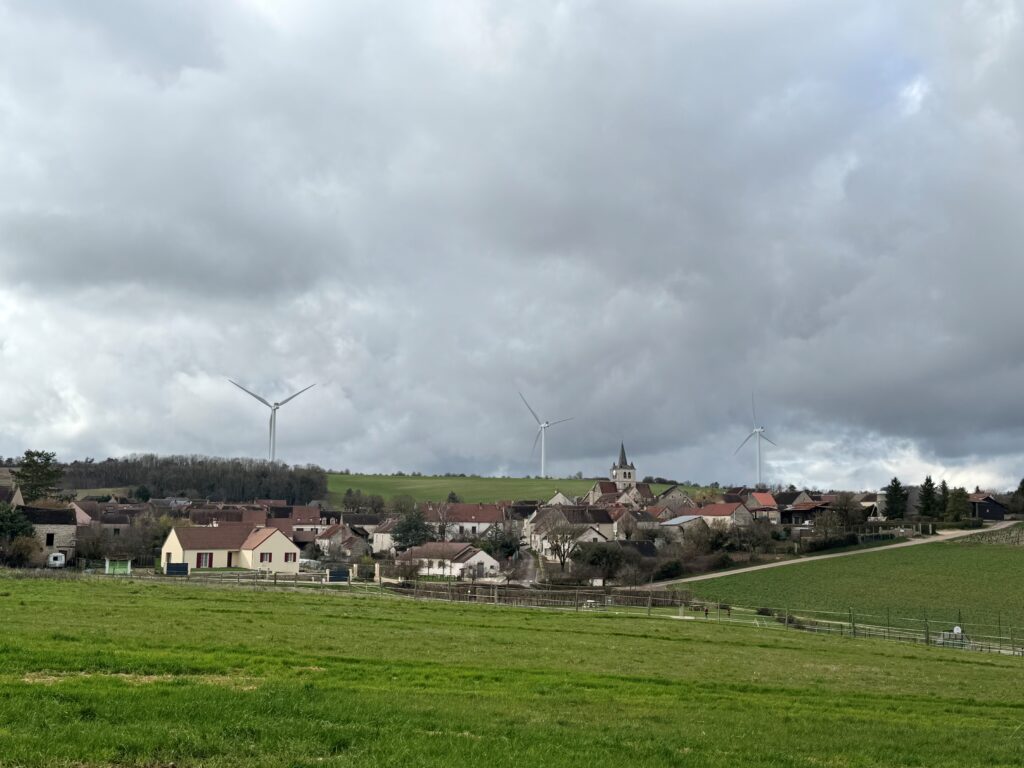 Saint Cyr Les colons Yonne Champs du Soleil Projet éolien